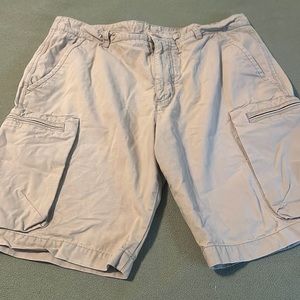 Niko cargo shorts